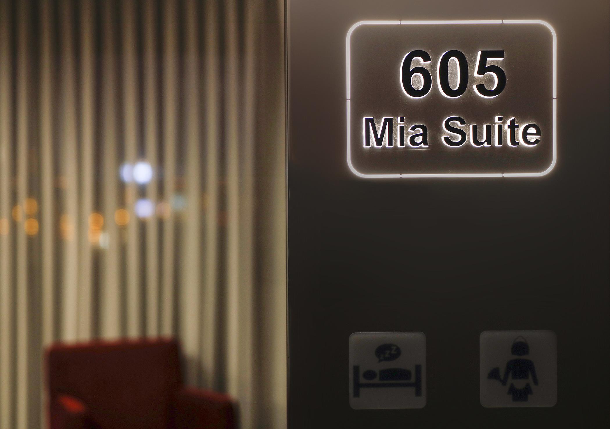 Mia City Hotel Измир Экстерьер фото