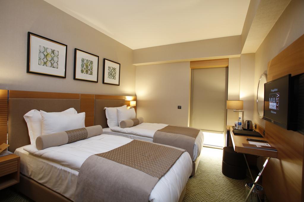 Mia City Hotel Измир Экстерьер фото